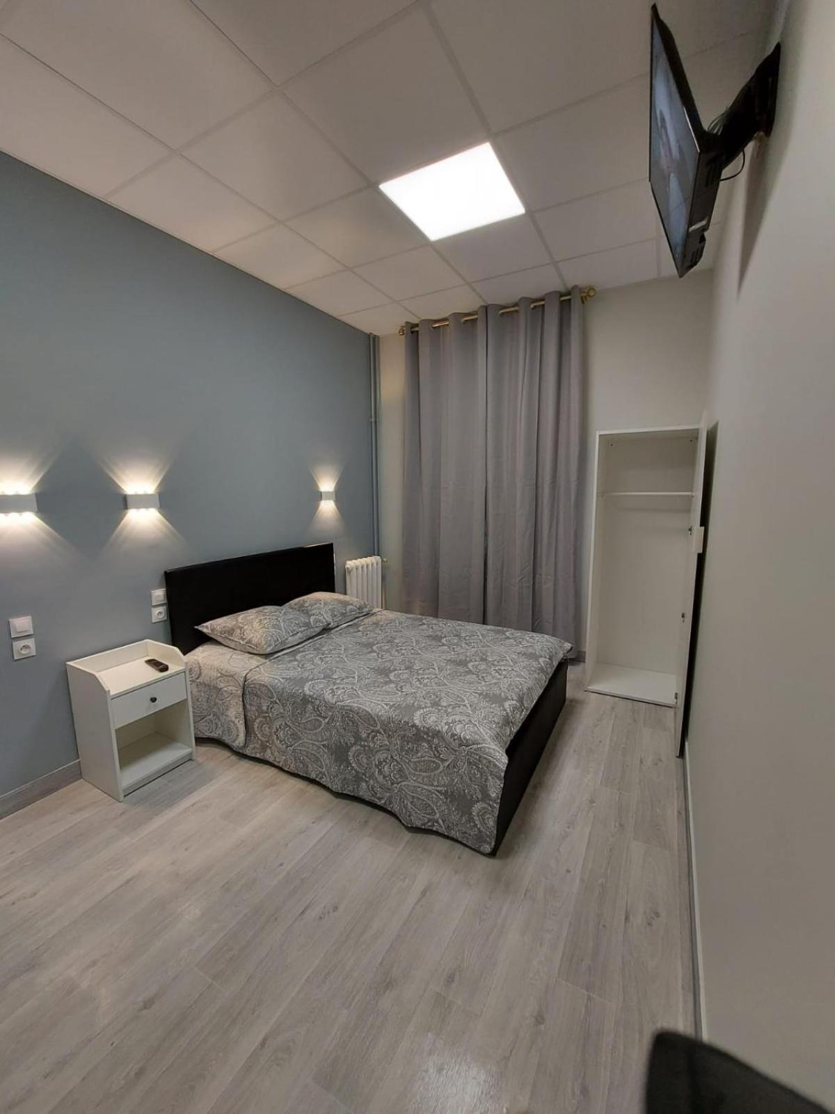Ardenn'Hotel แร็งส์ ภายนอก รูปภาพ